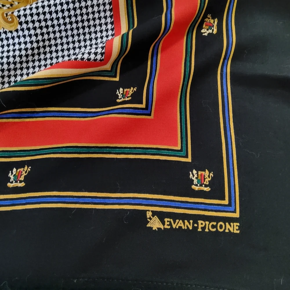 Evan Picone Vintage Elegant Black and Red Women's Scarf